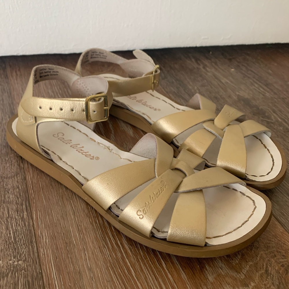This is Salt-Water by Hoy sandals.